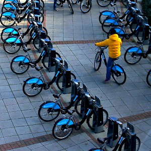 "Boris Bikes" public short-term bike rentals in London (Photo by Les Haines)