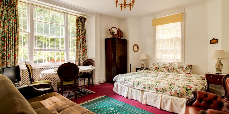 A room at Dawson Place, Juliette's Guest House B&B, London (Photo courtesy of the B&B)