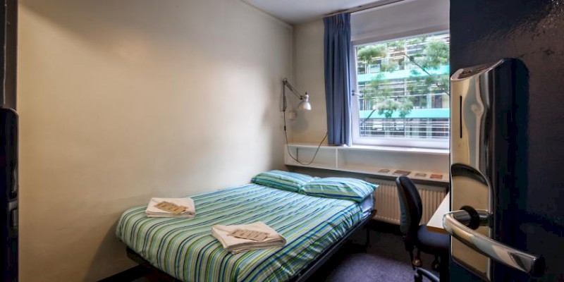 A room at the LSE Carr-Saunders Hall dorm (Photo courtesy of the LSE)
