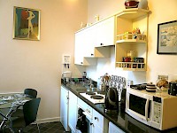 The kitchen at Abbey Green Apartment