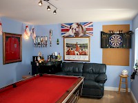 The sports room, with bar and billiards table